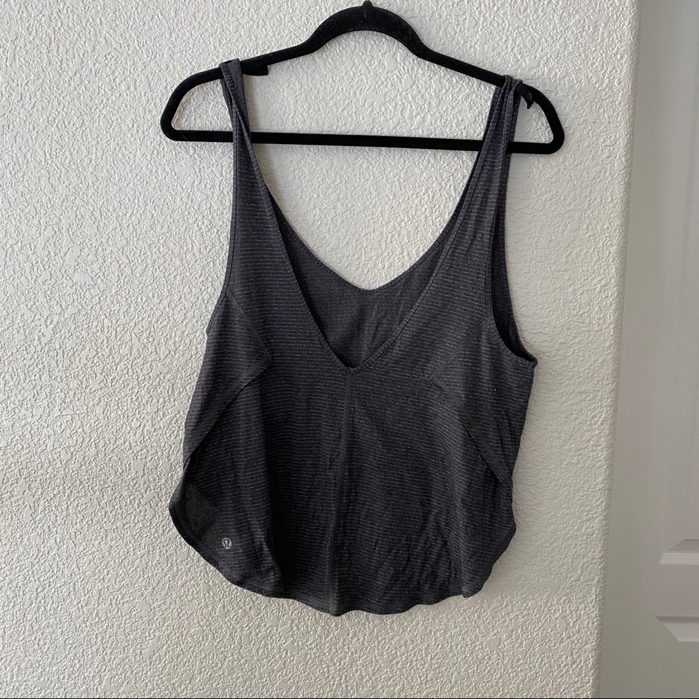 Lululemon tank